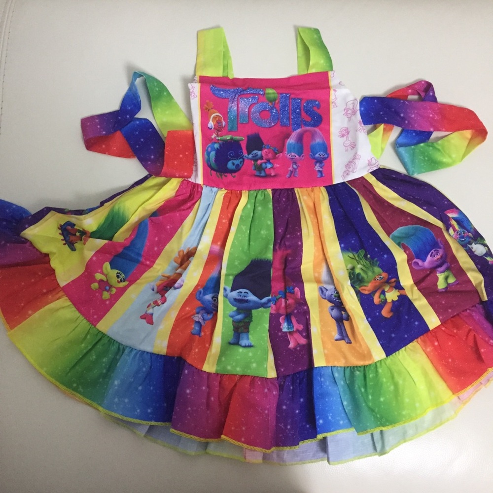 Trolls cute twirl dress - Picture 2 of 9